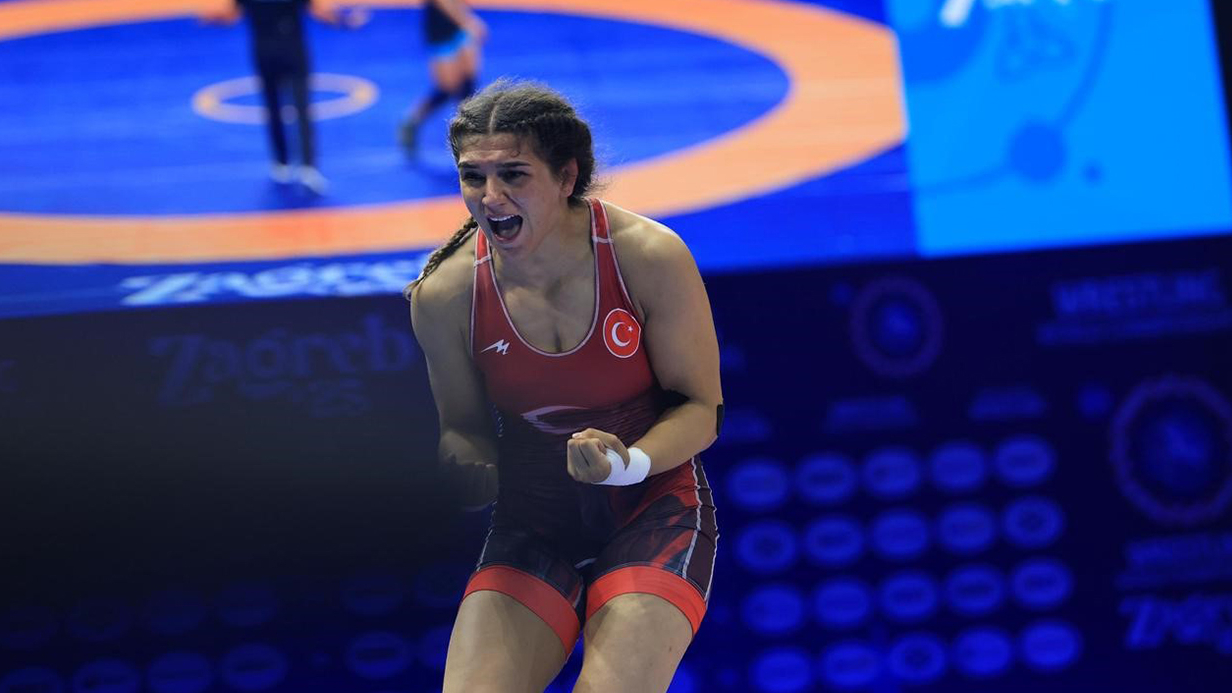 Dünya Güreş Şampiyonası'nda Nesrin Baş finalde
