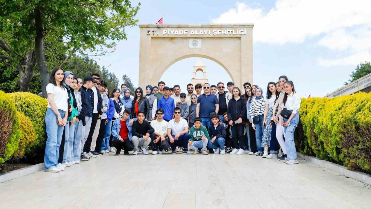 Aziziye Belediyesi’nden örnek tarih etkinliği