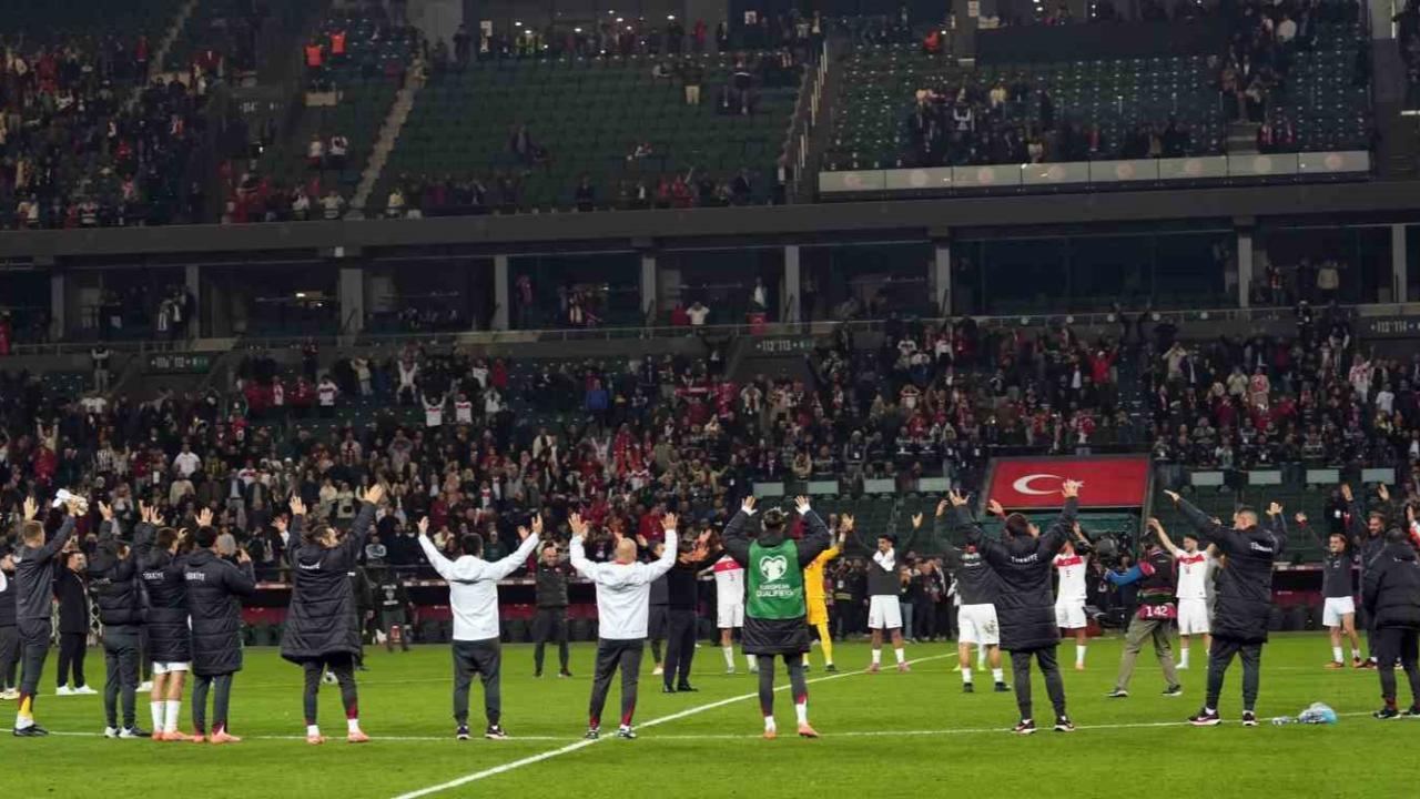 A Milliler Gürcistan'ı farklı geçti