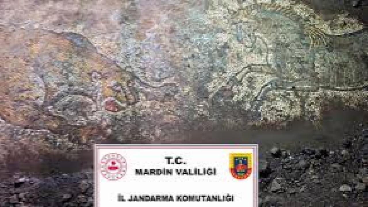Mardin’de "Anadolu Mirası" operasyonunda 1500 yıllık mozaik ele geçirildi