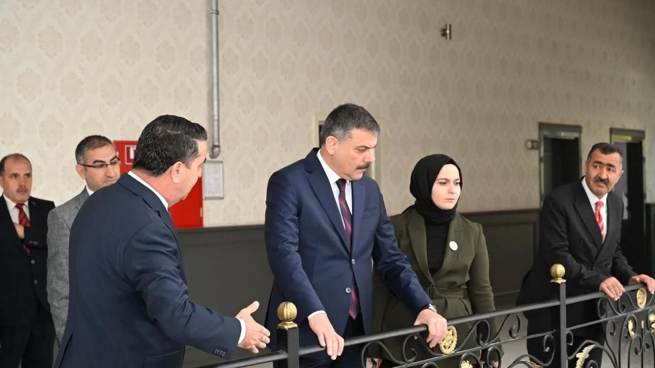 Vali Çiftçi, Kul’dan rifing aldı
