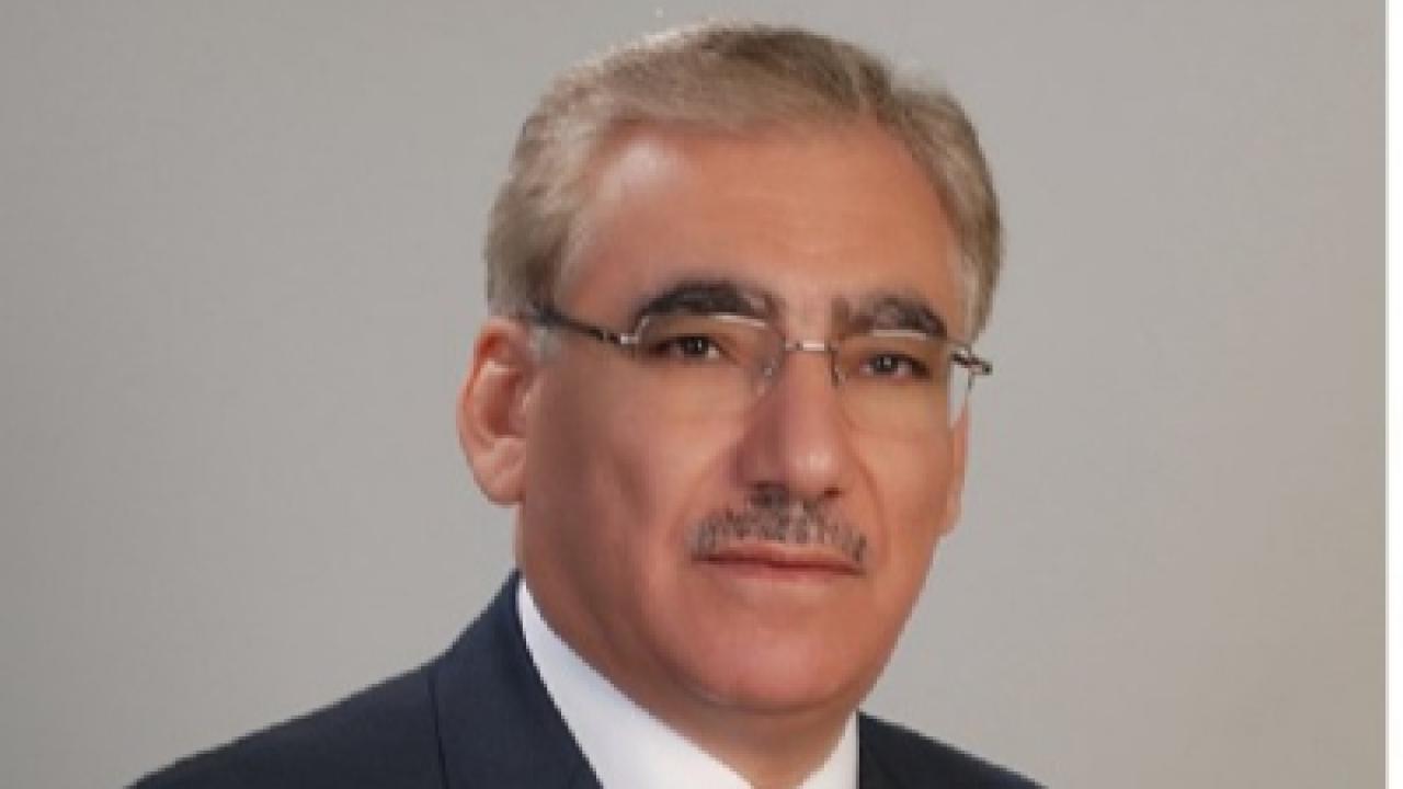 ESAV'dan Erzurumlu öğrencilere burs