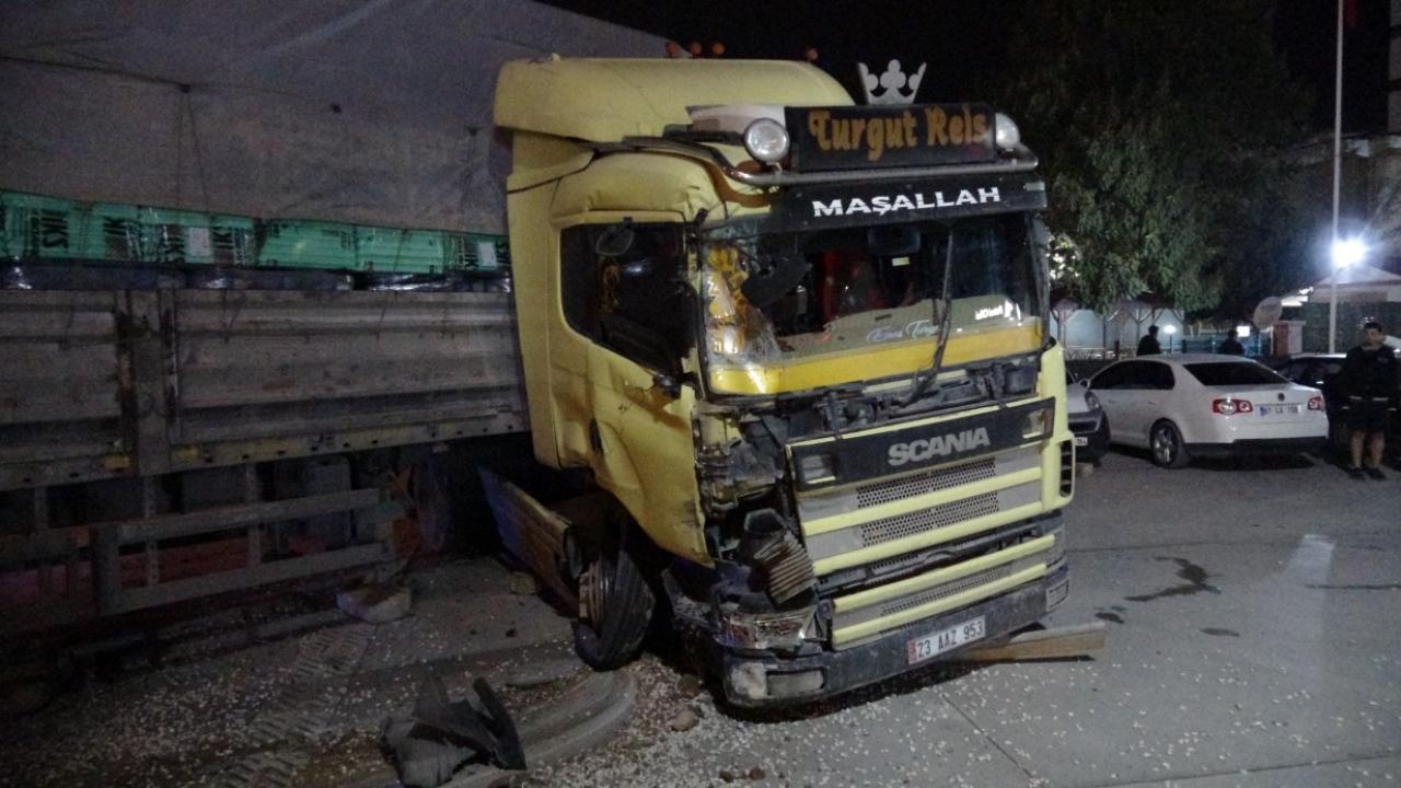 Malatya’da feci kaza: 2 ölü, 3 yaralı