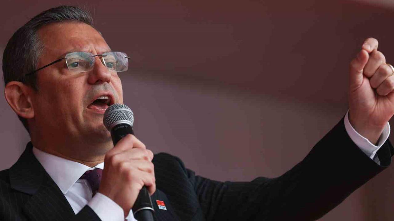 Özgür Özel hakkında 500 bin liralık manevi tazminat davası açıldı
