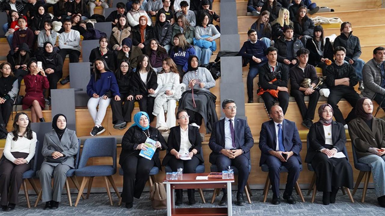 ETÜ’de "Erzurum’daki kütüphaneleri tanımak ve tanıtmak" söyleşisi düzenlendi