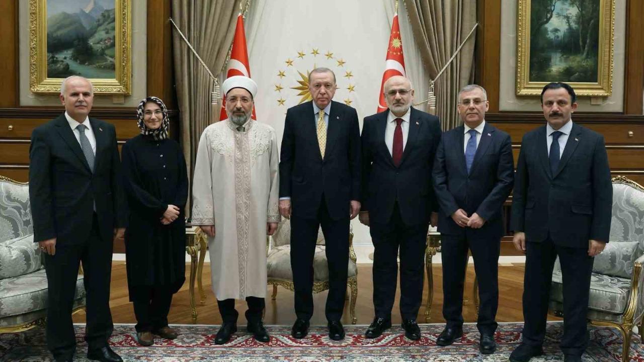 Cumhurbaşkanı Erdoğan, Diyanet İşleri Başkanı Arpaguş’u kabul etti