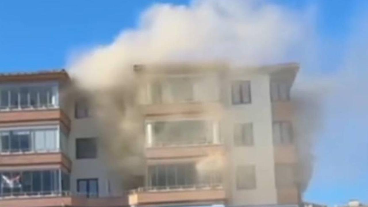 Evde yangın: Yaşlı kadının cansız bedeni bulundu