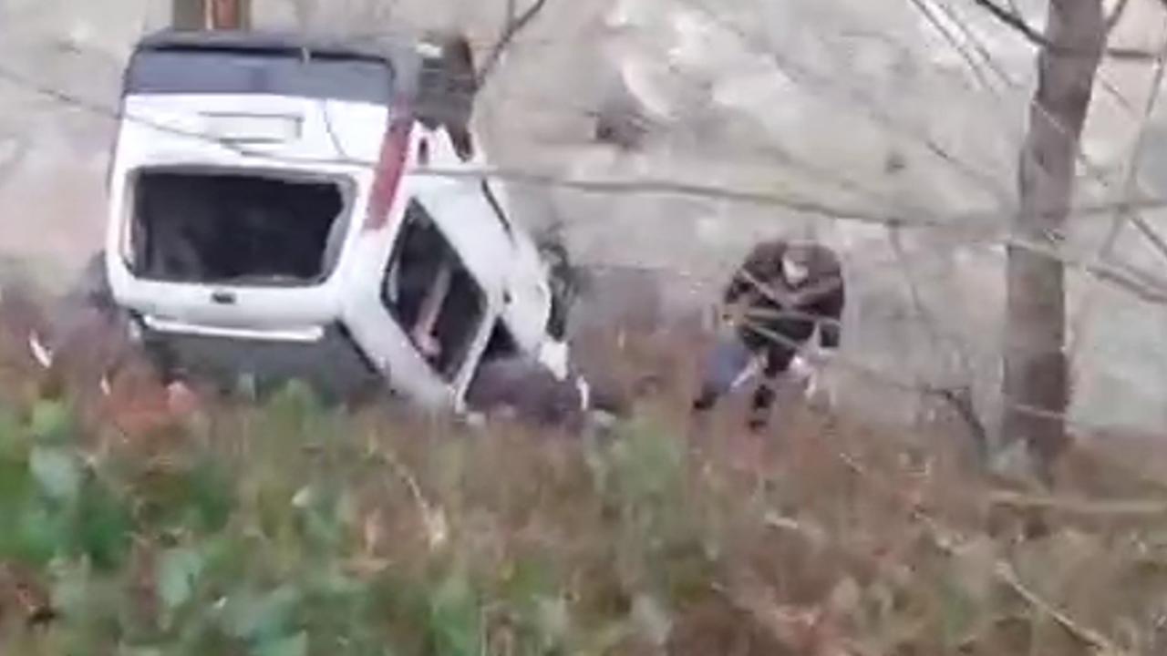 Rize’de kamyonet dereye yuvarlandı: 1 ölü, 1 yaralı
