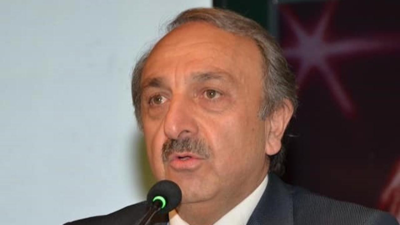 Güzel: "Tarihini bilmeyen milletlerin coğrafyasını başkaları çizer"
