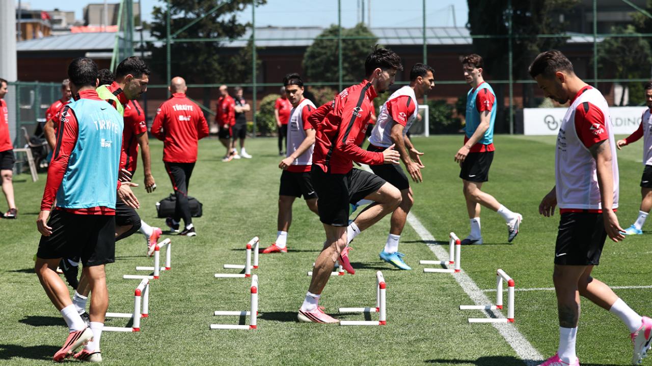 A Milli Futbol Takımı, Kuzey Makedonya hazırlıklarını sürdürüyor