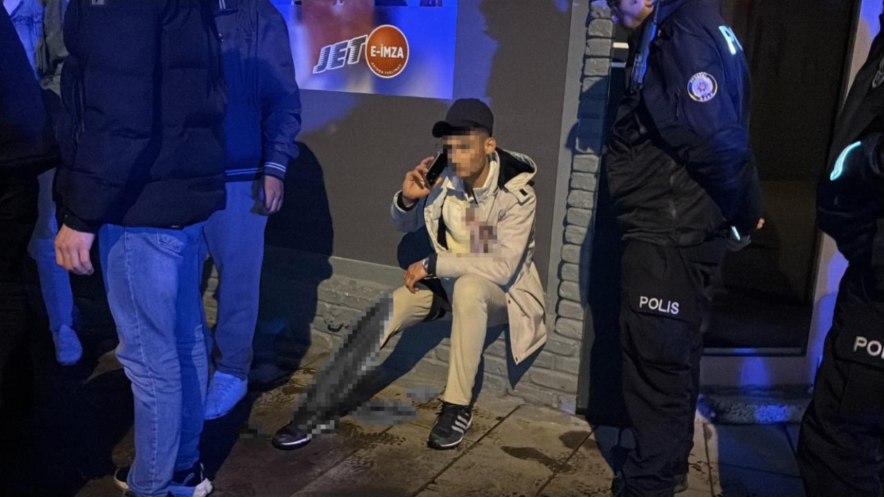Kaybolan köpeğini arayan genç, 2 kişi tarafından bıçaklandı