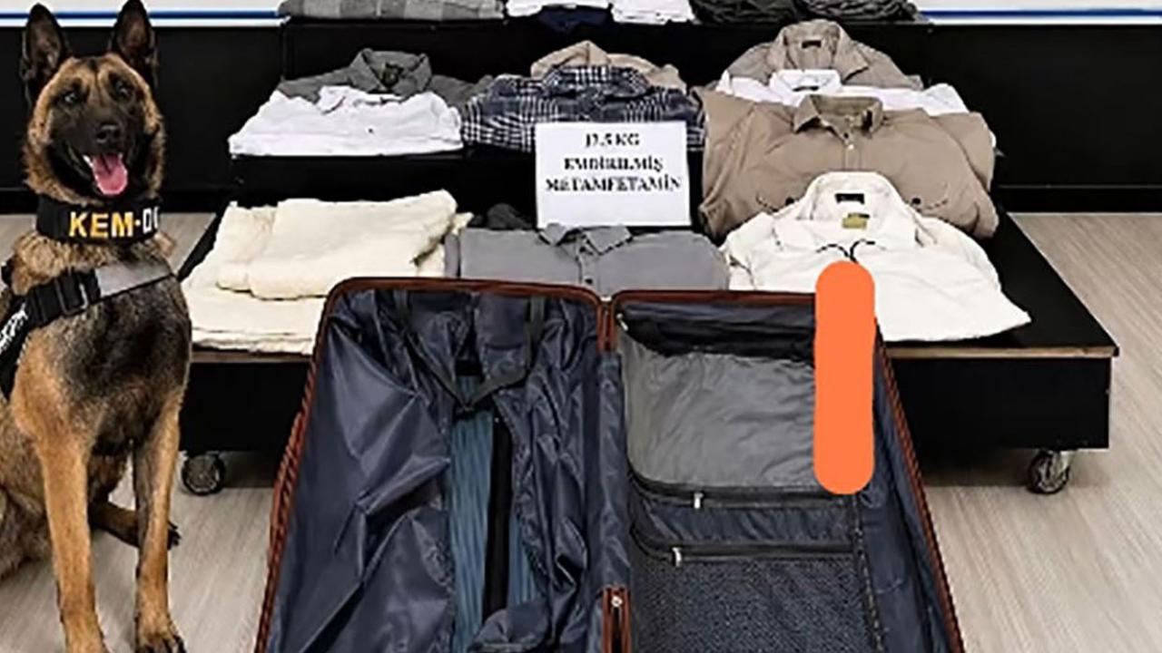 Kıyafetlerine emdirilmiş 12.5 kilo metamfetamin ele geçirildi