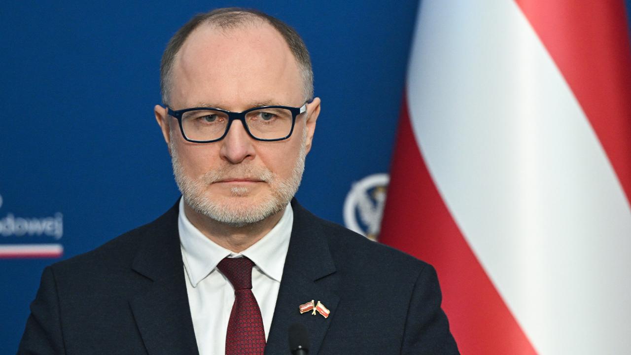 Letonya Savunma Bakanı Spruds, petrol tesislerine düşen İHA’lar nedeniyle istifa etti