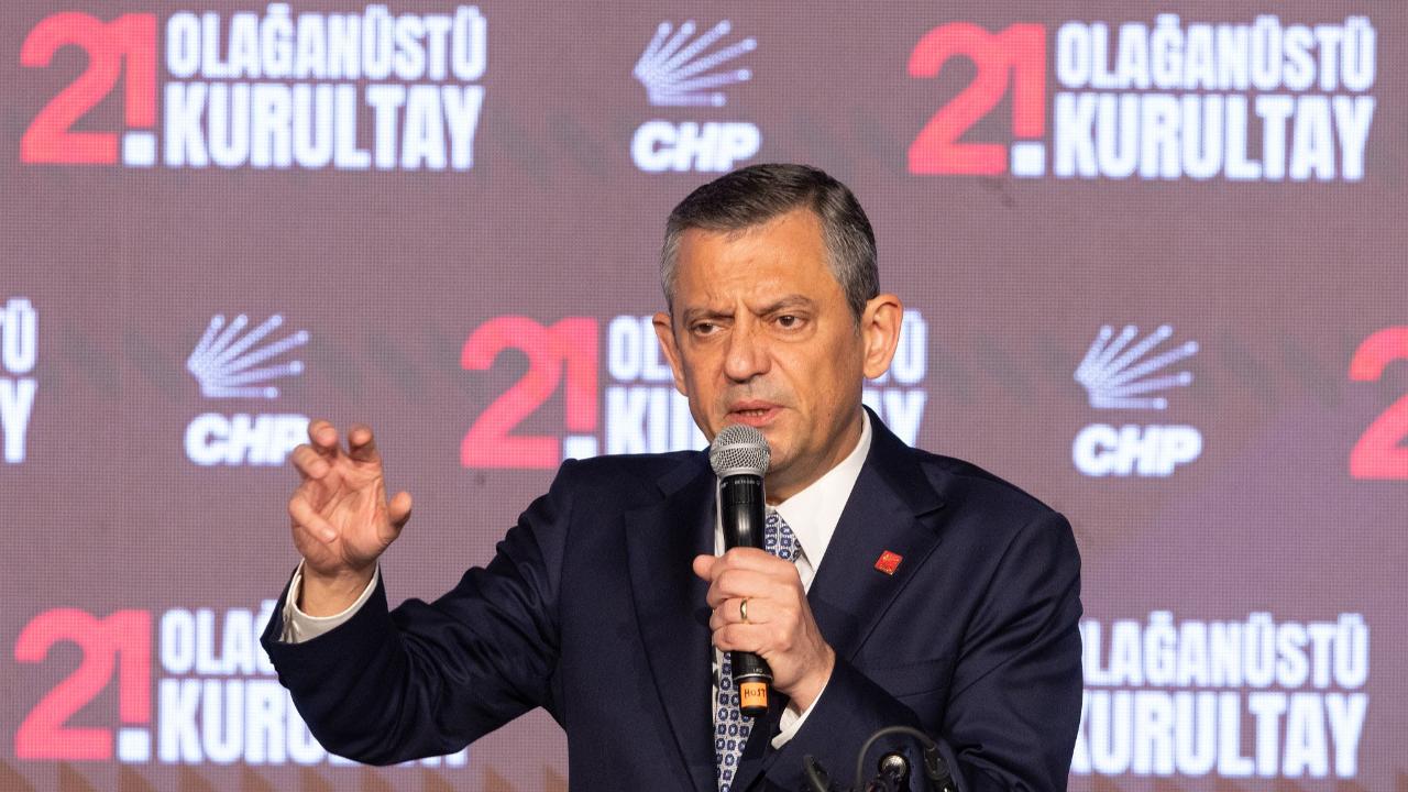 Özgür Özel: "Bayramda burada odada durmak yerine sahada oluruz. Esas olarak meydandayız, sokaktayız"