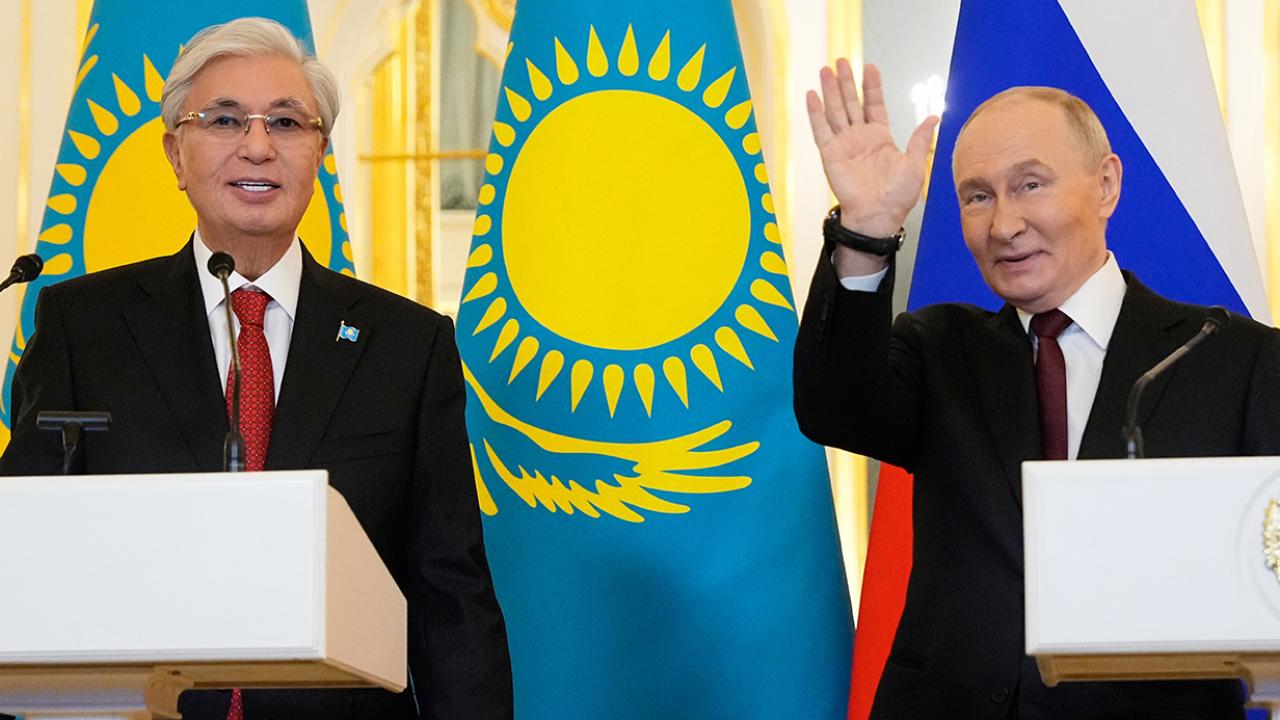 Putin’den Kazakistan’a üç günlük resmi ziyaret