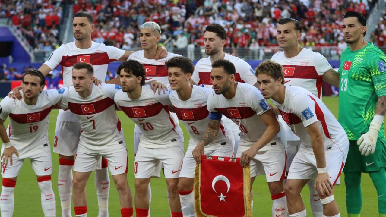 A Milli Futbol Takımı, FIFA sıralamasında 10 basamak birden düştü