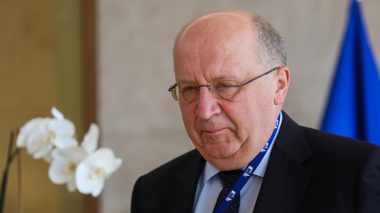 AB'nin savunma şefi Kubilius: "Avrupa'da ABD'nin yerini doldurmak 500 milyar euroya mal olacak"
