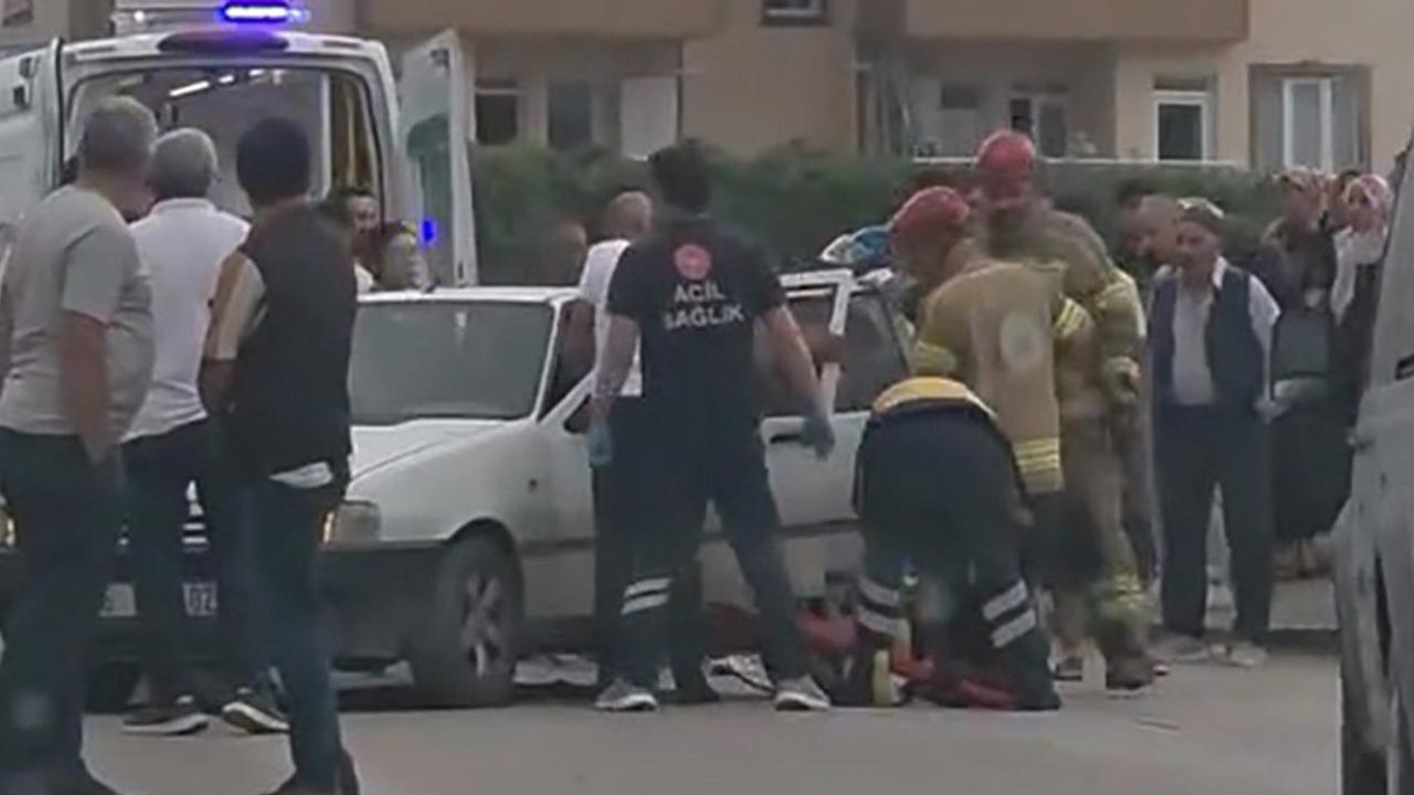 Bursa’da minibüs ile otomobil çarpıştı: 9 yaralı