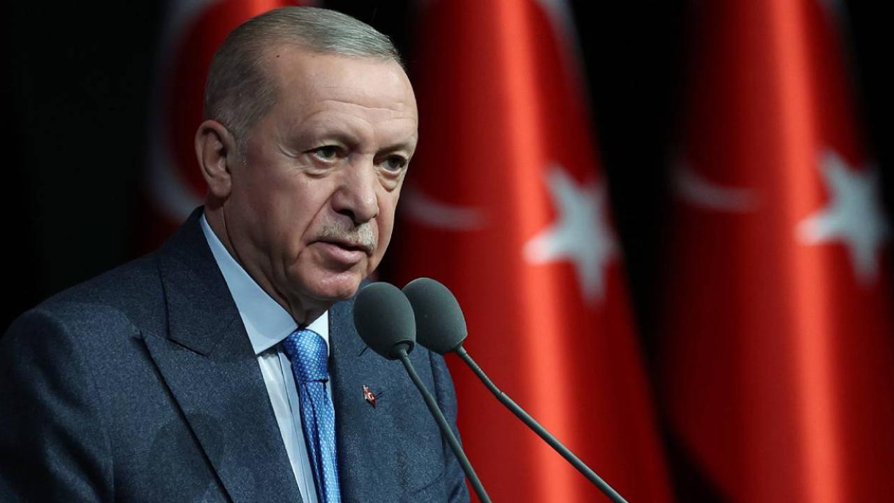 Cumhurbaşkanı Erdoğan: "Yarın LGS sınavına girecek genç kardeşlerime kalpten başarılar diliyorum"