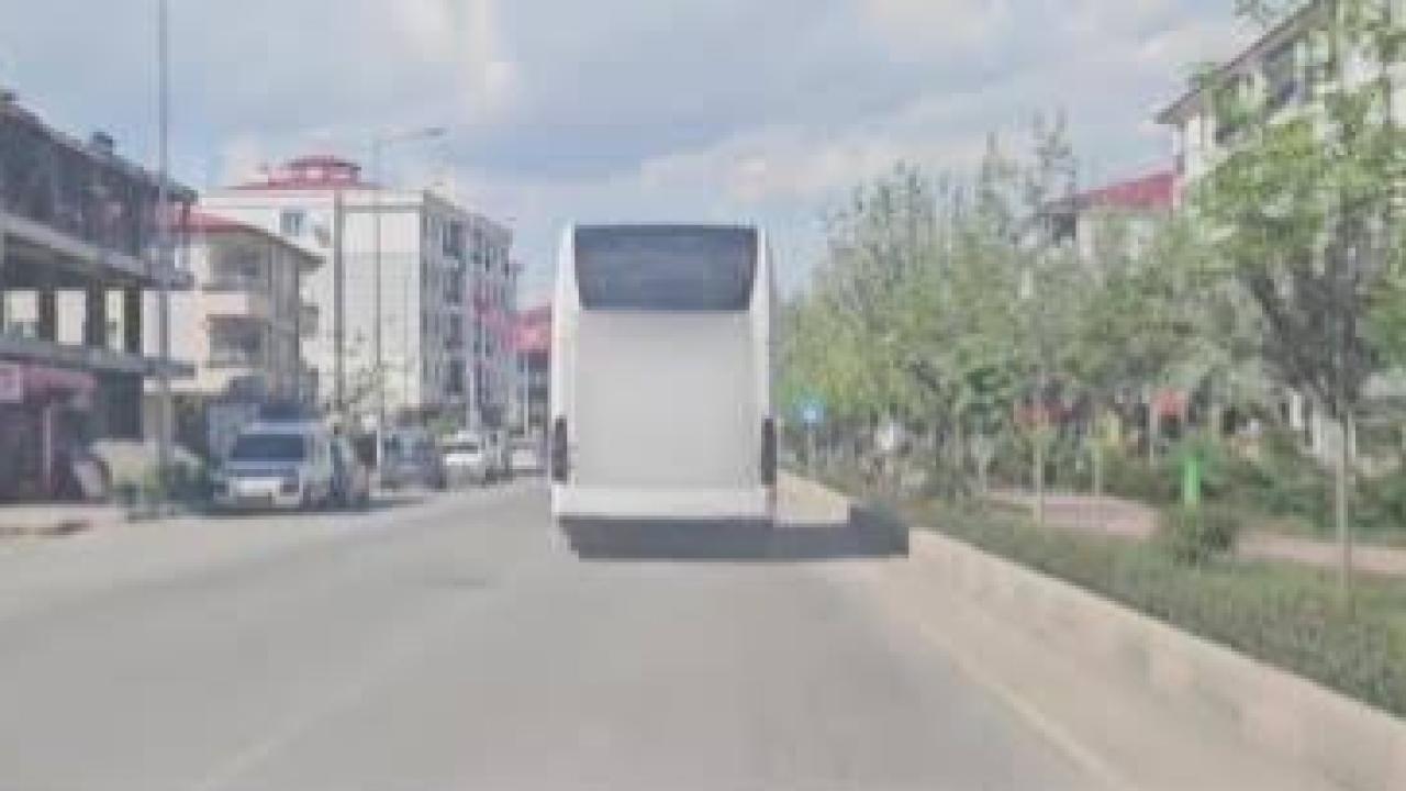 Iğdır’da yolcu otobüslerinde kaçak ürün operasyonu