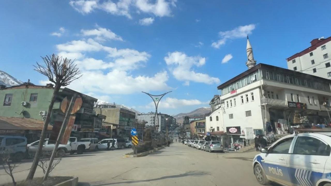 İran sınırında erkek cesedi bulundu
