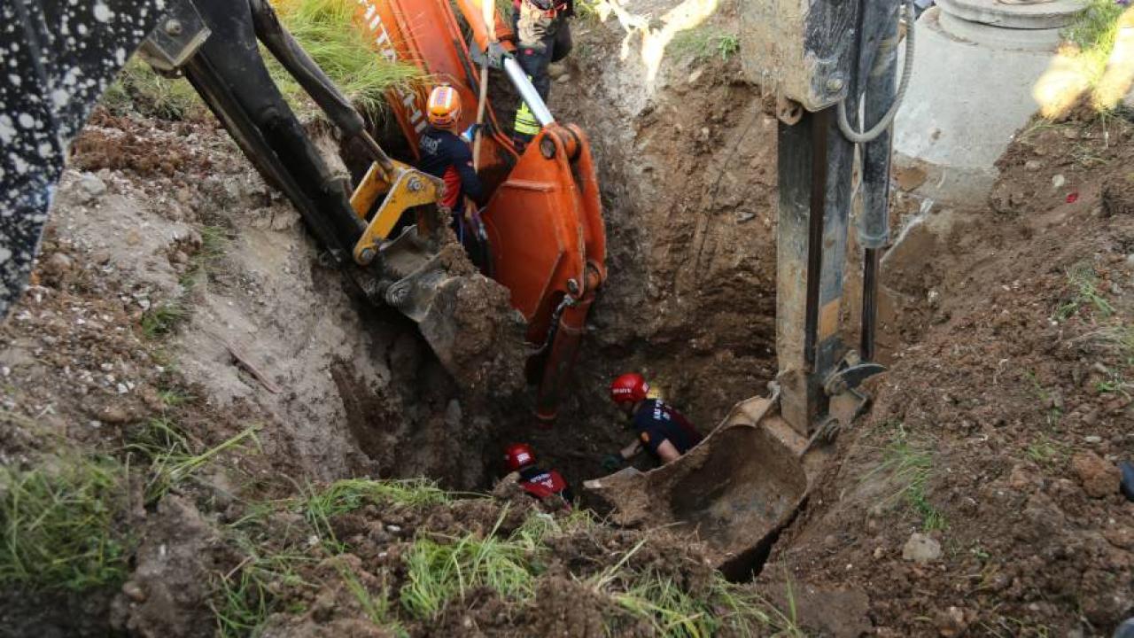 Kastamonu’da bir işçi toprak altında kaldı: Kurtarma çalışmaları sürüyor