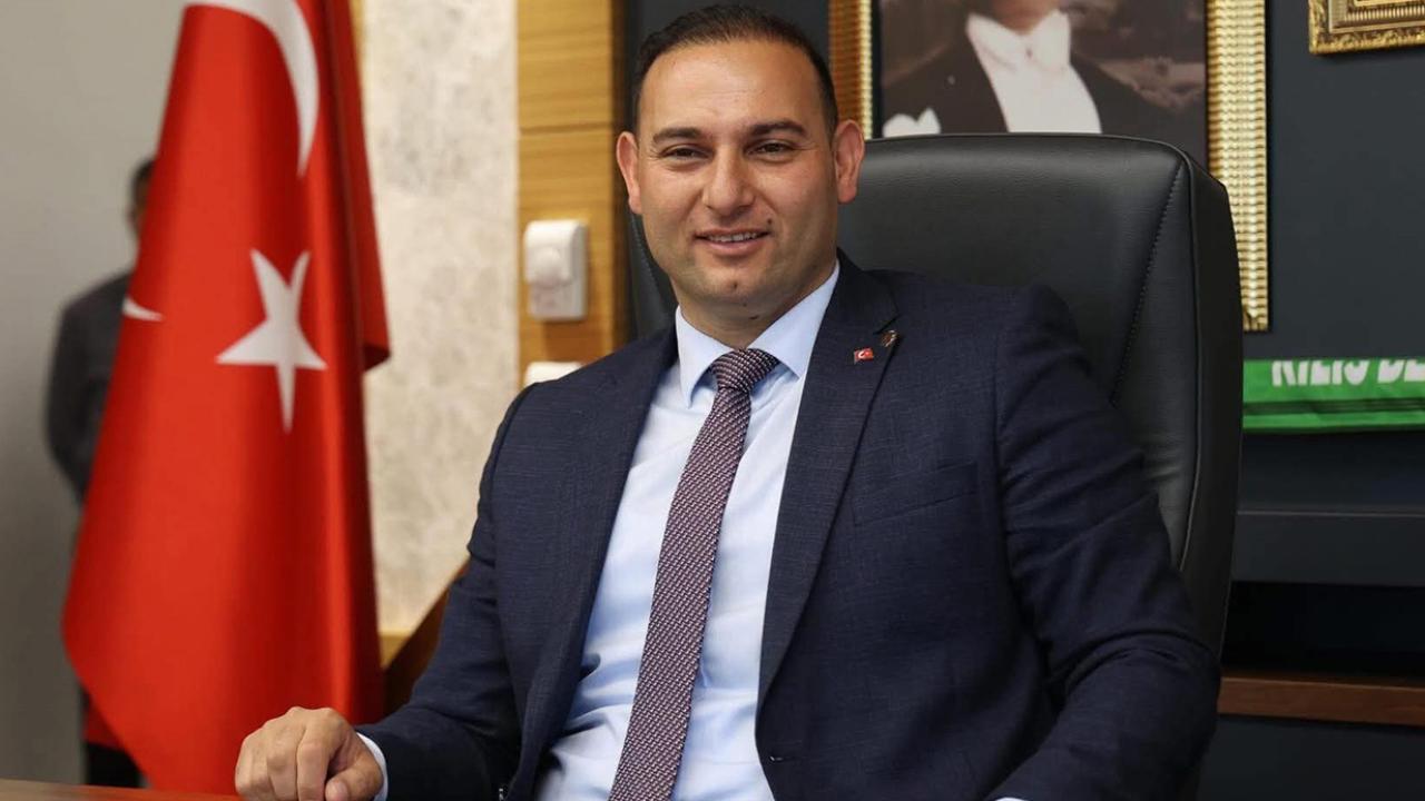 Kilis Belediye Başkanı Hakan Bilecen CHP’den istifa etti
