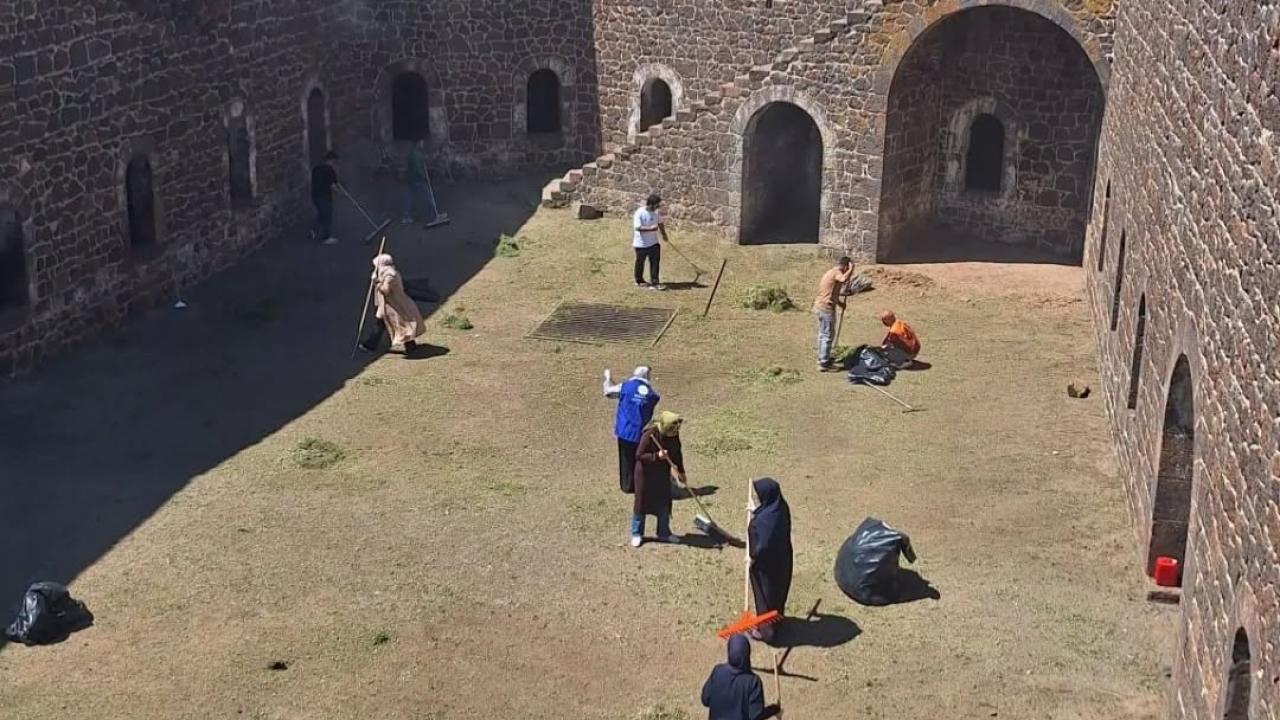 Tabyalarda "Ecdada Vefa"