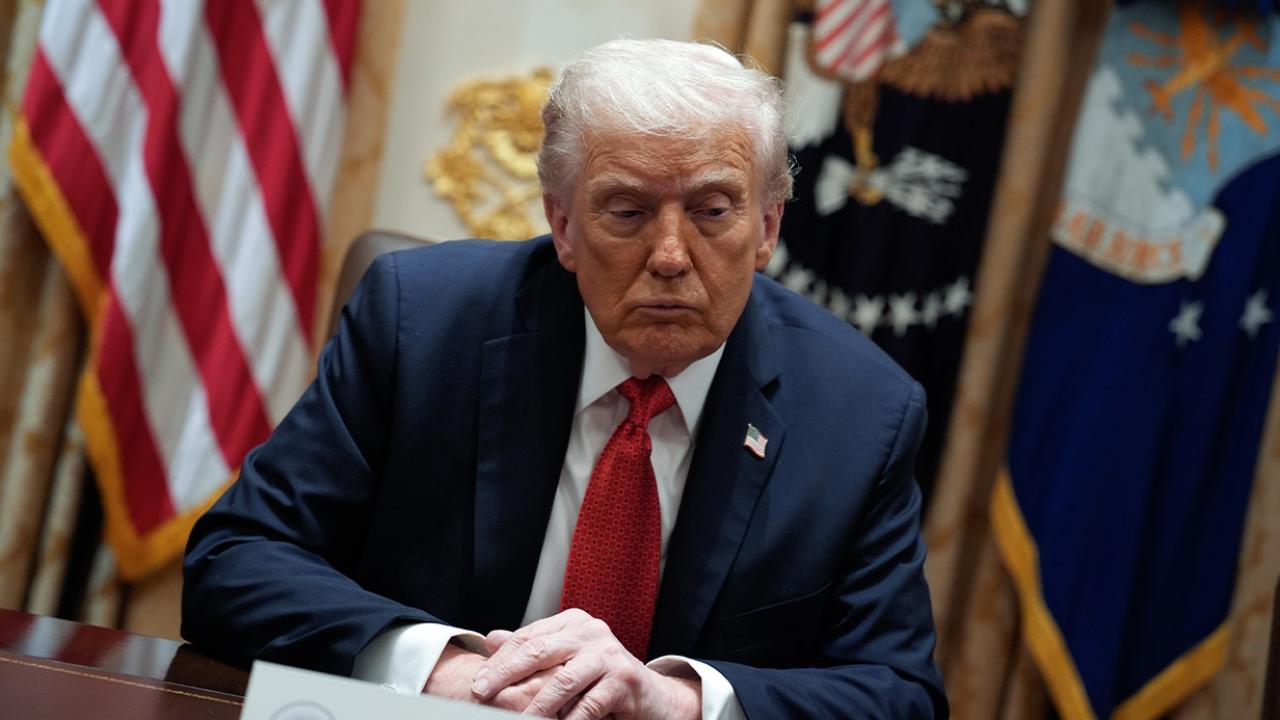 Trump: "İran, Hürmüz Boğazı yakınlarında ABD ordusuna ait helikopteri vurdu"