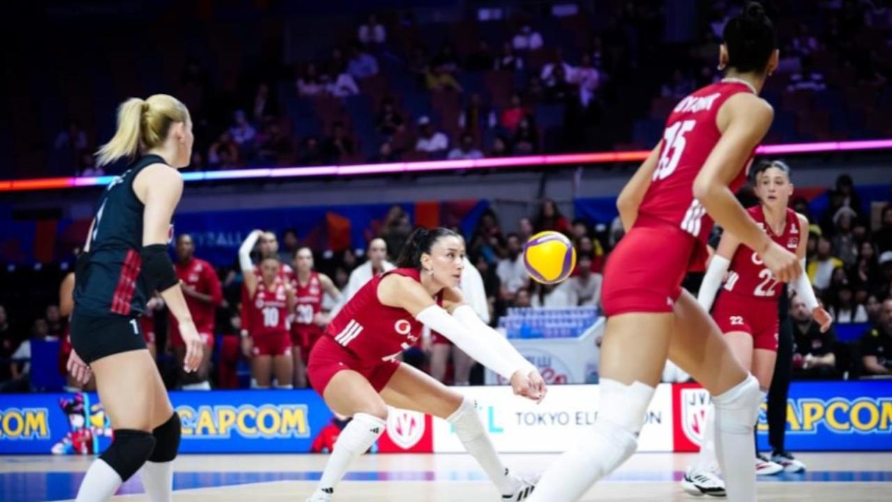 A Milli Kadın Voleybol Takımı, ABD’ye mağlup oldu