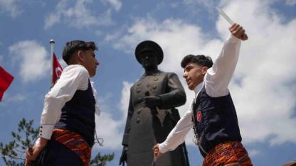 Atatürk’ün Erzurum’a gelişinin 107’nci yıl dönümü törenle kutlandı