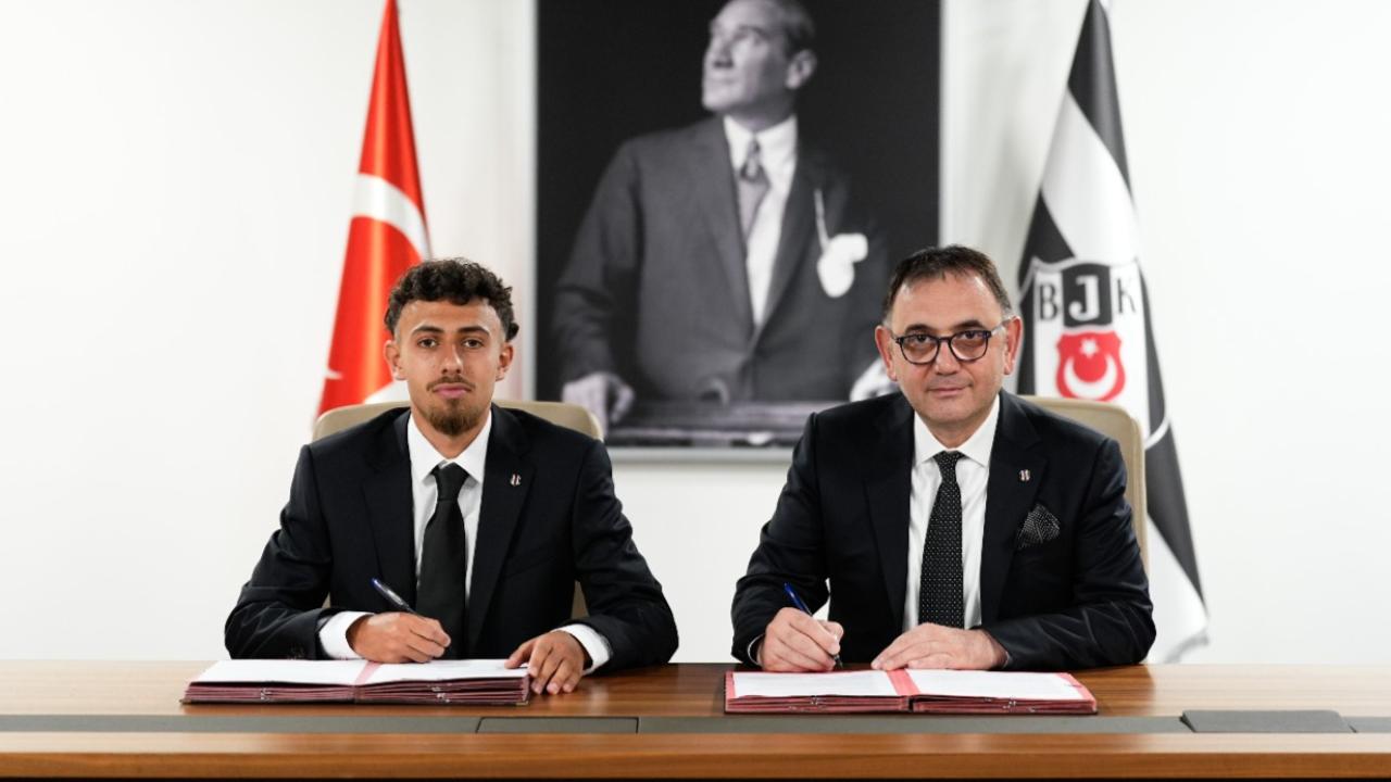 Beşiktaş, İlhan Fakılı ile 4 yıllık sözleşme imzaladı