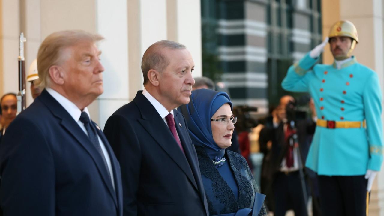 Devlet ve hükümet başkanları ile eşleri onuruna Cumhurbaşkanlığı Külliyesi’nde resepsiyon verildi