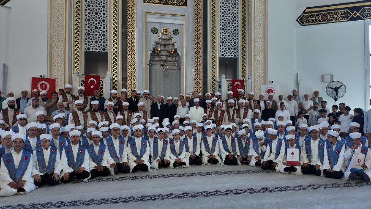 Esenler’de 114 hafıza İstanbul Valisi Davut Gül’den umre müjdesi
