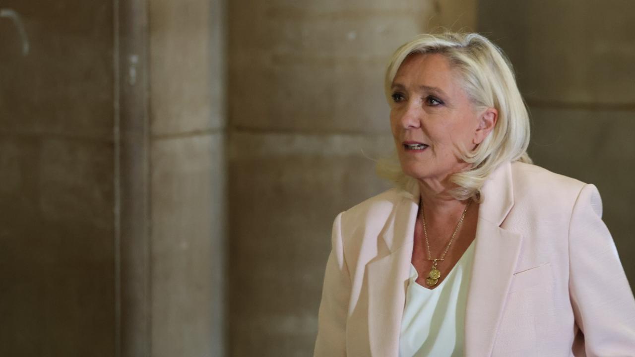 Fransa’da Marine Le Pen’e 3 yıl hapis ve 45 ay siyasi yasak
