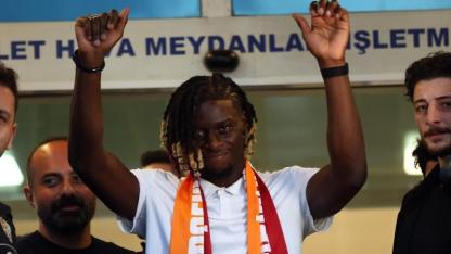 Galatasaray’ın yeni transferi Lesley Ugochukwu, İstanbul’a geldi
