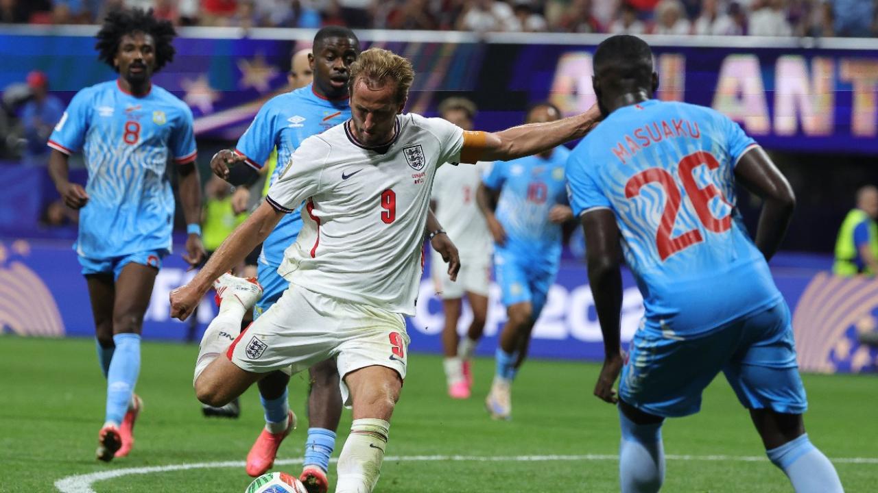 Harry Kane yıldızlaştı, İngiltere tur atladı.