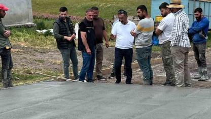 Kars’ta köy yolları konfora kavuşuyor