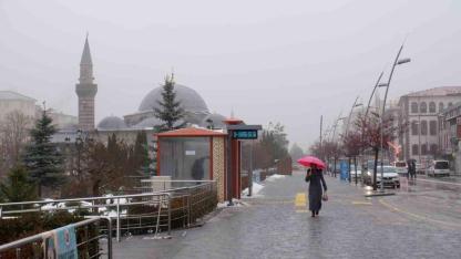 Meteoroloji’den Erzurum ve çevre iller için kuvvetli yağış uyarısı