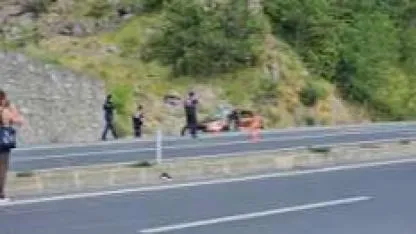 Otomobil tırla çarpıştı, yaşlı çift hayatını kaybetti